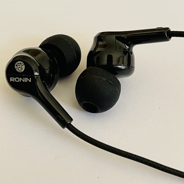Ronin R-13 HD Sound Super bass Stereo Sound Handfree