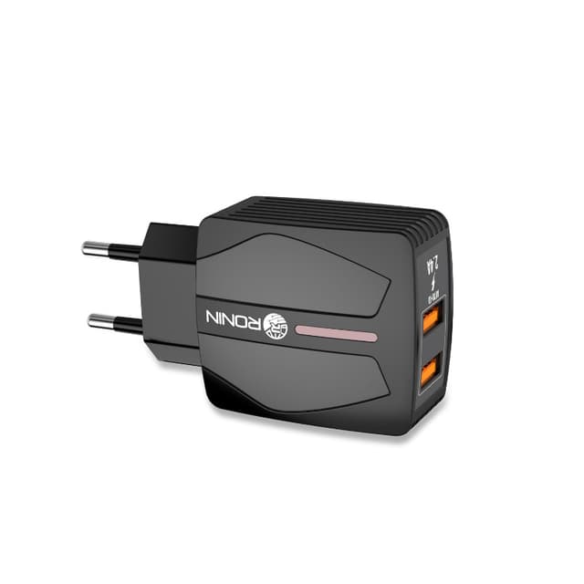Ronin's R-415 Convenient wall charger (2.4A)